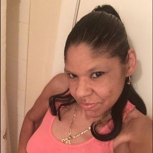 Meet your Posher, Lydia idelisse